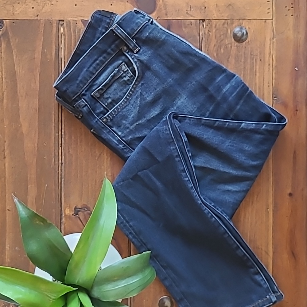 EUC J-Brand Jeans 34